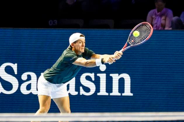 Sebastian Baez ARG , Tennis, Swiss Indoors ATP World Tour 500 , 1 16 Finals Singles, 2024, Felix Auger Aliassime CAN vs Sebastian Baez ARG , 23 10 2024, St Jakobshalle, Basel, Switzerland Basel St Jakobshalle BS Switzerland Copyright: xGrantxHubbsx