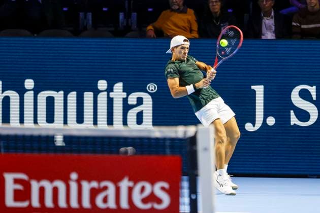 Sebastian Baez ARG , Tennis, Swiss Indoors ATP World Tour 500 , 1 16 Finals Singles, 2024, Felix Auger Aliassime CAN vs Sebastian Baez ARG , 23 10 2024, St Jakobshalle, Basel, Switzerland Basel St Jakobshalle BS Switzerland Copyright: xGrantxHubbsx