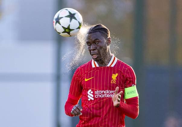 Bilder des Jahres 2024, Sport 10 Oktober Sport Themen der Woche KW43 Sport Bilder des Tages Football - UEFA Youth League - League Phase - RB Leipzig Under-19 s v Liverpool FC Under-19 s LEIPZIG, GERMANY - Wednesday, October 23, 2024: Liverpool s captain Amara Nallo during the UEFA Youth League Matchday 3 game between RB Leipzig Under-19 s and Liverpool FC Under-19 s at Stadion am Cottaweg. (Photo by David Rawcliffe Propaganda) LEIPZIG Festplatz Cottaweg SAXONY GERMANY  Copyright: xDavidxRawcliffex P2024-10-23-Leipzig_U19_Liverpool_U19-19
