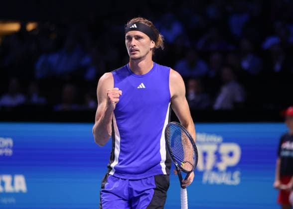 Alexander Zverev GER makes a fist and cheers, cheers,joy,emotion Tennis ERSTE BANK OPEN 2024 ATP 500 Stadthalle Vienna Austria 23 October 2024 Copyright: xJuergenxHasenkopfx