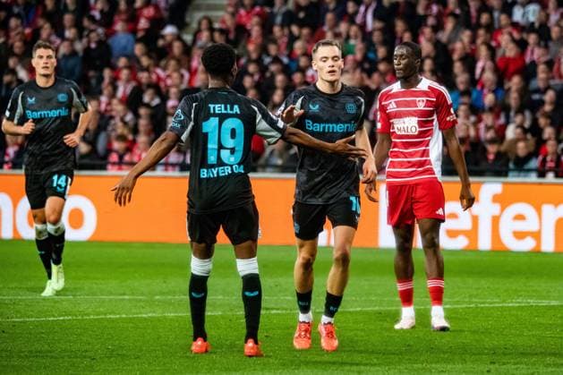 Sport Bilder des Tages Joie des joueurs du Bayer Leverkusen aprés le but de Florian Wirtz (Bayer Leverkusen) FOOTBALL : Stade Brestois vs Bayer Leverkusen - Ligue des Champions - 3ére Journée - 23 10 2024 BaptisteAutissier Panoramic 