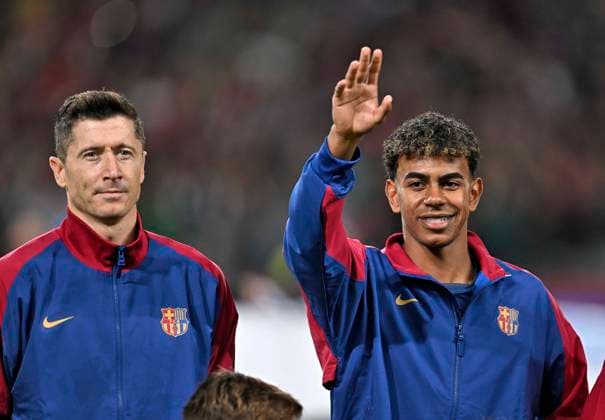 23 10 2024, Football UEFA Champions League 2024 2025, Matchday 3, FC Barcelona FC Bayern Munich, at Estadi Olimpic Lluis Companys Barcelona v l Robert Lewandowski FC Barcelona and Lamine Yamal FC Barcelona DFL and DFB regulations prohibit any use of photographs as image sequences and or quasi video