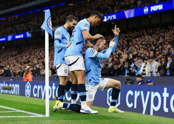 Sport Bilder des Tages Phil Foden of Manchester City celebrates scoring the opening goal Manchester City v Sparta Praha, UEFA Champions League, Group Stage, Football, Etihad Stadium, Manchester, UK, 23 Oct 2024 EDITORIAL USE ONLY No use with unauthorised audio, video, data, fixture lists, club league logos or live services. Online in-match use limited to 120 images, no video emulation. No use in betting, games or single club league player publications.  Copyright: xMattxWest Shutterstockx 14801642u