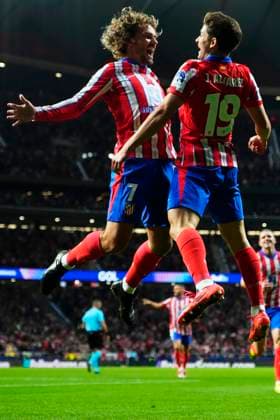 Atletico de Madrid v LOSC Lille - UEFA Champions League 2024 25 League Phase MD3 Julian Alvarez centre-forward of Atletico de Madrid and Argentina celebrates after scoring his sides first goal during the UEFA Champions League 2024 25 League Phase MD3 match between Atletico de Madrid and LOSC Lille at Riyadh Air Metropolitano on October 23, 2024 in Madrid, Spain. Madrid Spain  Copyright: xJosexBretonx originalFilename:bretonhernandez-atletico241023_npuhe.jpg