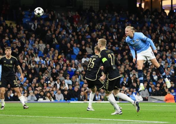 Erling Haaland of Manchester City wins a header Manchester City v Sparta Praha, UEFA Champions League, Group Stage, Football, Etihad Stadium, Manchester, UK, 23 Oct 2024 EDITORIAL USE ONLY No use with unauthorised audio, video, data, fixture lists, club league logos or live services. Online in-match use limited to 120 images, no video emulation. No use in betting, games or single club league player publications.  Copyright: xMattxWest Shutterstockx 14801642v