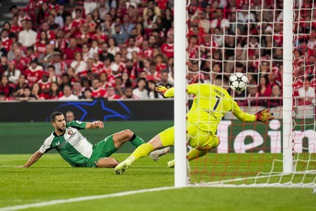 UEFA Champions League: SL Benfica v Feyenoord Lisbon - David Hancko of Feyenoord during the third round of new format of the UEFA Champions League 2024 2025. The match is set between SL Benfica and Feyenoord at Estadio da Luz on 23 October 2024 in Lisbon, Portugal. Copyright: xYannickxVerhoevenx