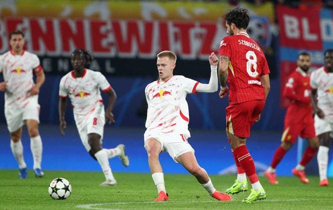 Vermeeren - Szoboslai , RB Leipzig-Liverpool, Uefa Champions League , Fußball , in der Red Bull Arena , Leipzig, Sachsen , Deutschland . Oktober 23, 2024 . Photo by: Davide Elias Ipa Photo Pressefoto DENL Copyright: xDavidexEliasx