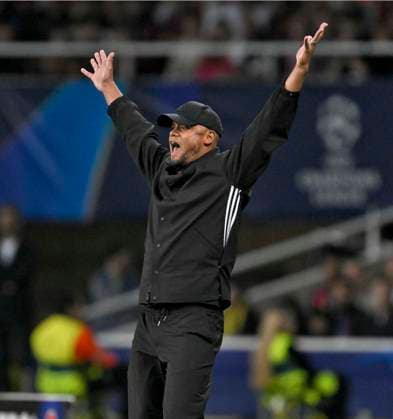 23 10 2024, Football UEFA Champions League 2024 2025, Matchday 3, FC Barcelona FC Bayern Munich, at Estadi Olimpic Lluis Companys Barcelona coach Vincent Kompany FC Bayern Munich gesticulates DFL and DFB regulations prohibit any use of photographs as image sequences and or quasi video