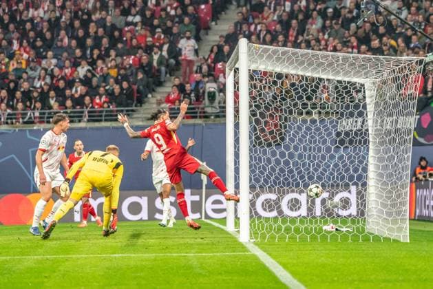 Leipzig, Germany 23 October 2024 Champions League 2024 2025 RB Leipzig vs Liverpool FC In the picture Darwin Nunez Liverpool scores the goal to make it 1 0 Copyright: xFotostandx xNachtigallx