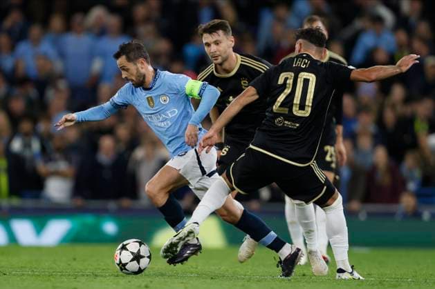 Manchester City v AC Sparta Praha - UEFA Champions League 2024 25 League Phase MD3 Bernardo Silva of Manchester City and Qazim Laci of AC Sparta Praha challenge during the UEFA Champions League 2024 25 League Phase MD3 match between Manchester City and AC Sparta Praha at City of Manchester Stadium on October 23, 2024 in Manchester, England. Manchester City of Manchester Stadium England United Kingdom Copyright: xRichardxSellers Sportsphoto APLx 14050385