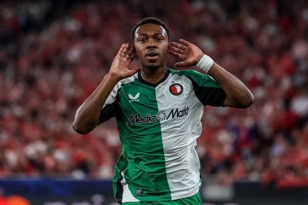 Lisbon, Portugal, October 23rd, 2024: Antoni Milambo (27 Feyenoord) in action celebrating his goal during the UEFA Champions League football match between SL Benfica vs Feyenoord at Estadio da Luz, Lisbon on October 23, 2024 (Joao Bravo SPP) Copyright: xJoaoxBravoxx xSPPx spp-en-JoBr-JBF-3890