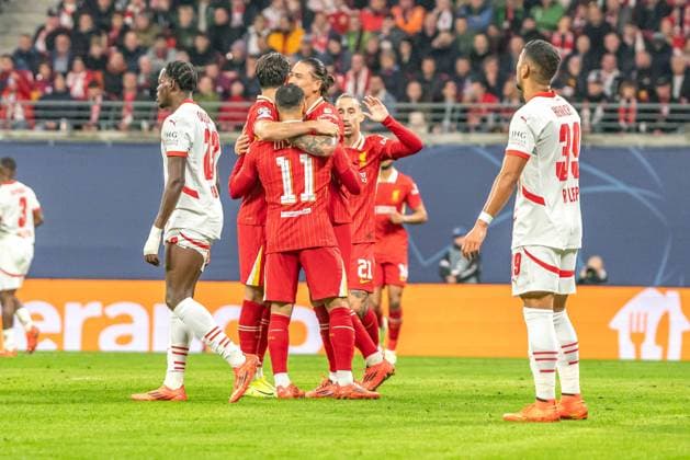 Leipzig, Germany October 23, 2024 Champions League 2024 2025 RB Leipzig vs Liverpool FC In the picture the Liverpool team cheers after the goal to 1 0 Copyright: xFotostandx xNachtigallx