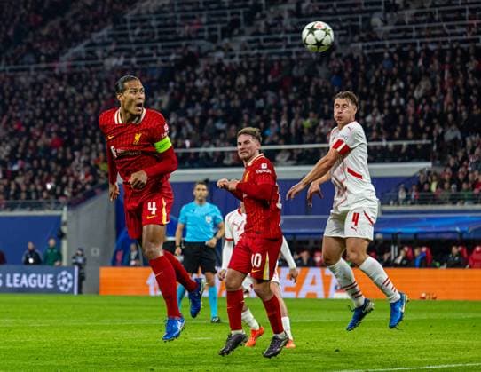 Football - UEFA Champions League - League Phase - RB Leipzig v Liverpool FC LEIPZIG, GERMANY - Wednesday, October 23, 2024: Liverpool s captain Virgil van Dijk sees his header saved during the UEFA Champions League Match Day 3 game between RB Leipzig and Liverpool FC at the Red Bull Arena. (Photo by David Rawcliffe Propaganda) LEIPZIG Red Bull Arena SAXONY GERMANY  Copyright: xDavidxRawcliffex P2024-10-23-Leipzig_Liverpool-26