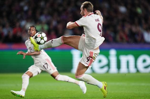 ESP: FC Barcelona, Barca and Bayern Munich. UEFA Champions League. Date 3. Harry Kane of Bayern Munich scores the 1-1 during the UEFA Champions League match between FC Barcelona and Bayern Munich played at Lluis Companys Stadium on October 23, 2024 in Barcelona, Spain. kpng Copyright: xBaguxBlancox xPRESSINPHOTOx PS_241023_BAR_BAY_1167