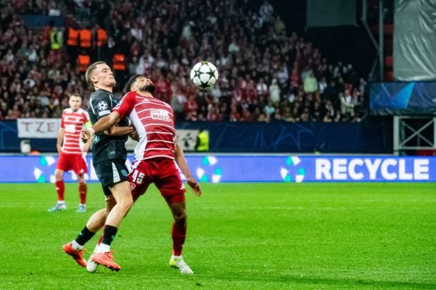 Florian Wirtz (Bayer Leverkusen) Mahdi Camara (Stade Brestois) FOOTBALL : Stade Brestois vs Bayer Leverkusen - Ligue des Champions - 3ére Journée - 23 10 2024 BaptisteAutissier Panoramic 