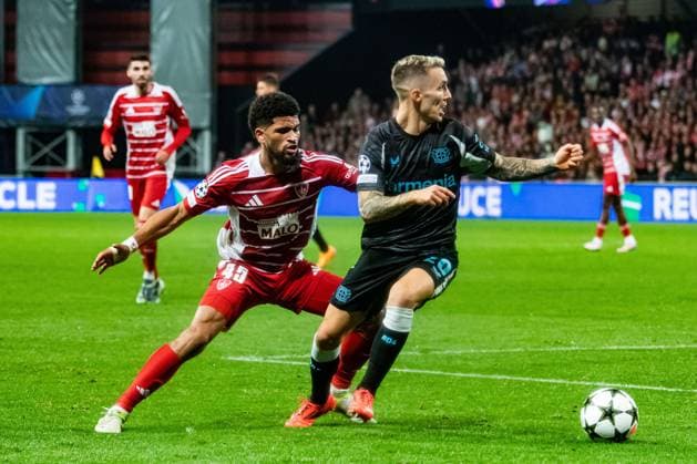 Mahdi Camara (Stade Brestois) Alejandro Grimaldo (Bayer Leverkusen) FOOTBALL : Stade Brestois vs Bayer Leverkusen - Ligue des Champions - 3ére Journée - 23 10 2024 BaptisteAutissier Panoramic 