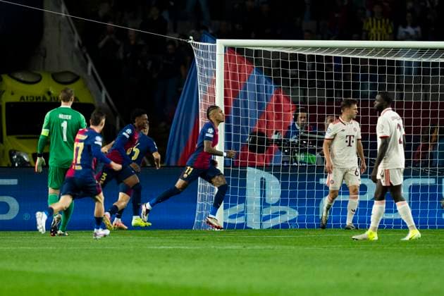 23 10 2024, xslx, Football UEFA Champions League, FC Barcelona FC Bayern Munich emspor, v l Raphina FC Barcelona Cheers after the goal to 1 0 DFL DFB REGULATIONS PROHIBIT ANY USE OF PHOTOGRAPHS as IMAGE SEQUENCES and or QUASI VIDEO Barcelona