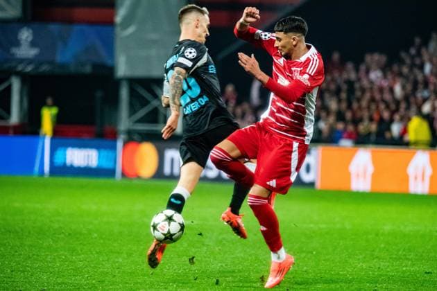 Ibrahim Salah (Stade Brestois) Alejandro Grimaldo (Bayer Leverkusen) FOOTBALL : Stade Brestois vs Bayer Leverkusen - Ligue des Champions - 3ére Journée - 23 10 2024 BaptisteAutissier Panoramic 