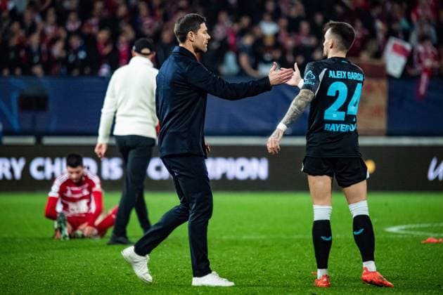 Xabi Alonso (Bayer Leverkusen) Aleix Garcia (Bayer Leverkusen) FOOTBALL : Stade Brestois vs Bayer Leverkusen - Ligue des Champions - 3ére Journée - 23 10 2024 BaptisteAutissier Panoramic 