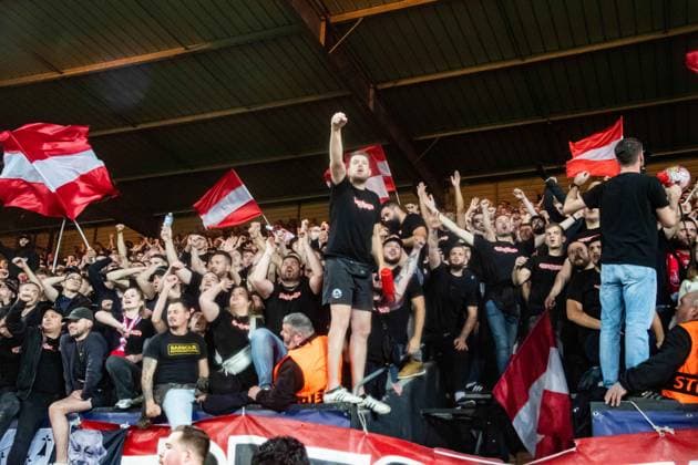 Supporters du Stade Brestois - Ambiance FOOTBALL : Stade Brestois vs Bayer Leverkusen - Ligue des Champions - 3ére Journée - 23 10 2024 BaptisteAutissier Panoramic 