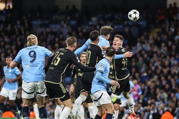 UEFA Champions League, League Stage Manchester City v Sparta Prague John Stones of Manchester City scores to make it 3-0 during the UEFA Champions League, League Stage Manchester City v Sparta Prague at Etihad Stadium, Manchester, United Kingdom, 23rd October 2024 (Photo by Mark Cosgrove News Images) Manchester Etihad Stadium Manchester United, ManU Kingdom Copyright: xMarkxCosgrove NewsxImagesx