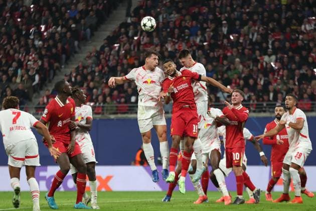 UEFA Champions League RB Leipzig vs Liverpool FC, 23 10 24 Cody Gakpo 18, Liverpool FC between Willi Orban 4, RB Leipzig and Benjamin Sesko 30, RB Leipzig during header football, UEFA Champions League, season 2024 2025 RB Leipzig vs Liverpool FC on 23 10 24 at Red Bull Arena, Leipzig Copyright: xBEAUTIFULxSPORTS JanxKaeferx