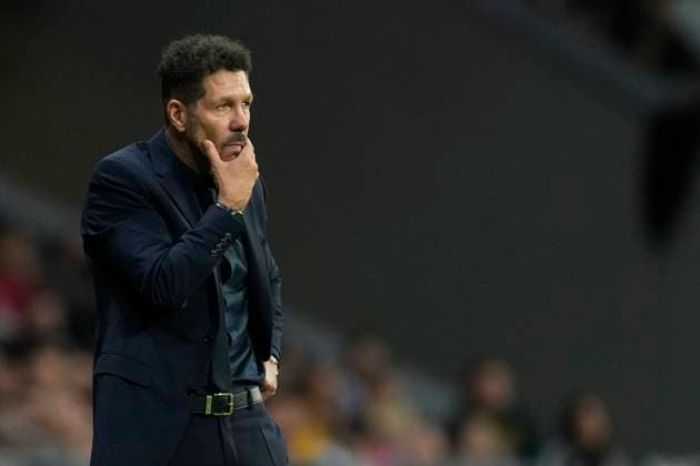 Atletico de Madrid v LOSC Lille - UEFA Champions League 2024 25 League Phase MD3 Diego Pablo Cholo Simeone head coach of Atletico de Madrid reacts during the UEFA Champions League 2024 25 League Phase MD3 match between Atletico de Madrid and LOSC Lille at Riyadh Air Metropolitano on October 23, 2024 in Madrid, Spain. Madrid Spain  Copyright: xJosexBretonx originalFilename:bretonhernandez-atletico241023_npXKO.jpg