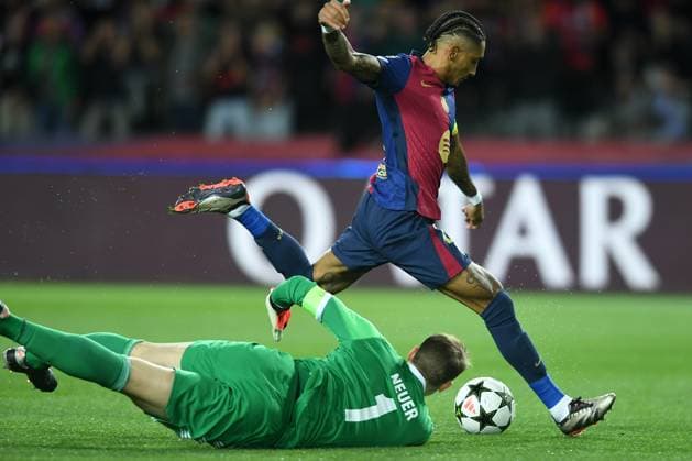 FC Barcelona, Barca v FC BAYERN MUNCHEN OLIMPIC STADIUM LLUIS COMPANYS. MONTJUIC,BARCELONA. OCTOBER 23,2024 FC BARCELONA vs FC BAYERN MUNCHEN October 23,2024 Raphina (11) of FC Barcelona scores his team s first goal during the UEFA Champions League 2024 25 League Phase MD4 match between FC Barcelona and FC Bayern Munchen at Olimpic Stadium Lluis Companys of MontjuÃ¯c in Barcelona, Spain. Barcelona ESP Copyright: xS.xRosx