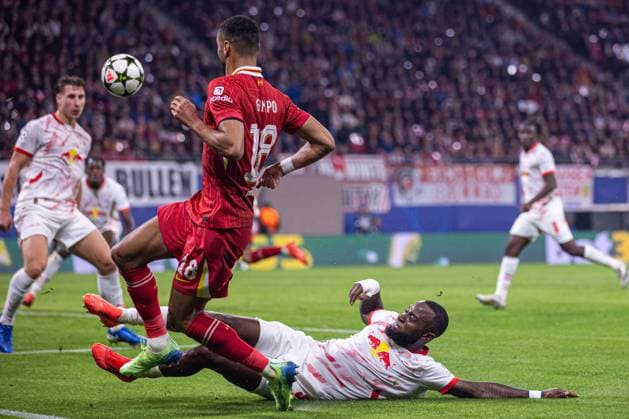 LIPSK 23.10.2024 MECZ 3. KOLEJKA FAZA GRUPOWA UEFA LIGA MISTRZOW 2024 2025 - RB LIPSK - LIVERPOOL THIRD ROUND GROUP STAGE UEFA CHAMPIONS LEAGUE MATCH 2024 2025: RB LEIPZIG - LIVERPOOL nz CODY GAKPO LUTSHAREL GEERTRUIDA FOT. ERNEST KOLODZIEJ 400mm.pl NEWSPIX.PL --- Newspix.pl  20241023_KOL4477
