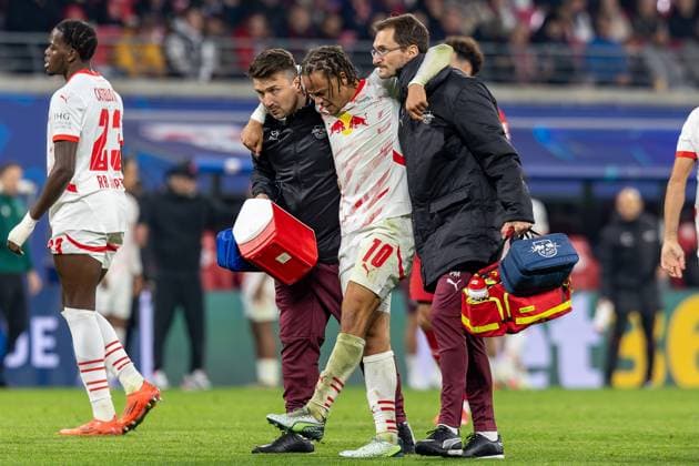 Leipzig v Liverpool Champions League 23 10 2024. RB Leipzig forward Xavi Simons (10) injured during the Champions League match between Leipzig and Liverpool at Leipzig Stadium, Leipzig, Germany on 23 October 2024. Editorial use only , Copyright: xIanxStephenx PSI-20646-0025