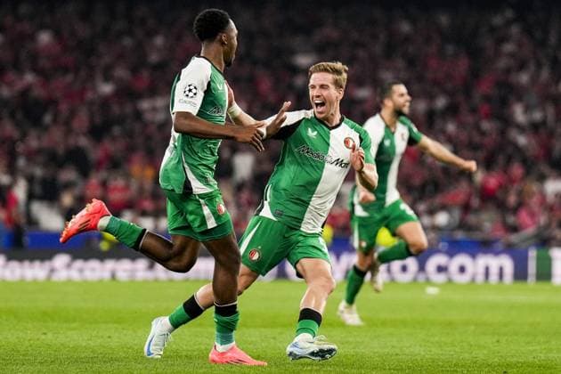 UEFA Champions League: SL Benfica v Feyenoord Lisbon - Antoni Milambo of Feyenoord, Gijs Smal of Feyenoord during the third round of new format of the UEFA Champions League 2024 2025. The match is set between SL Benfica and Feyenoord at Estadio da Luz on 23 October 2024 in Lisbon, Portugal. Copyright: xYannickxVerhoevenx