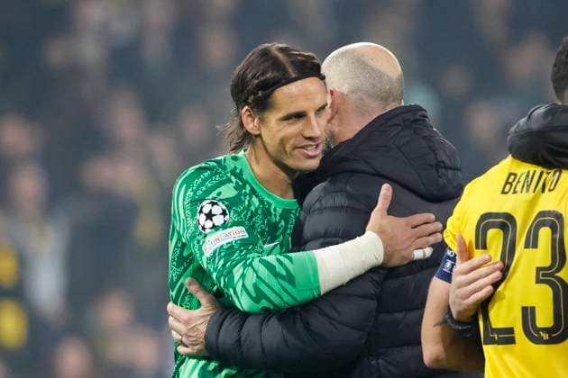 Yann Sommer Inter Milan, 01 and Joël Magnin, Joel Magnin BSC Young Boys, Coach after the match , Football, UEFA Champions League, Matchday 3, 2024 2025, Young Boys Bern vs Inter Milan, 23 10 2024, Stadion Wankdorf, Bern, Switzerland Bern Stadion Wankdorf Canton Bern Switzerland Copyright: xGrantxHubbsx