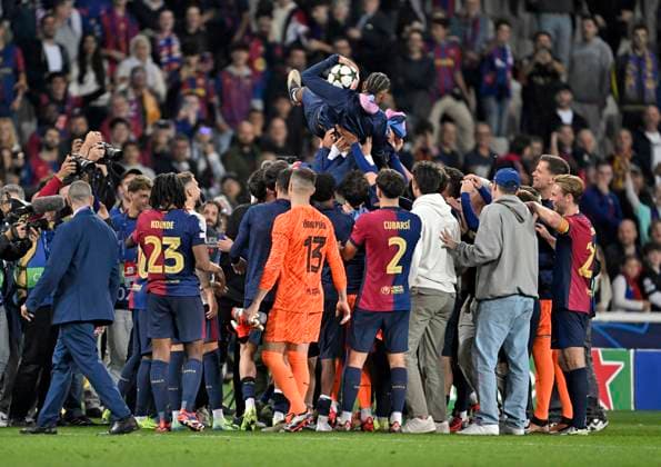 23 10 2024, Football UEFA Champions League 2024 2025, Matchday 3, FC Barcelona FC Bayern Munich, at Estadi Olimpic Lluis Companys Barcelona The triple goal scorer Raphinha FC Barcelona is thrown into the air with the ball DFL and DFB regulations prohibit any use of photographs as image sequences and or quasi video