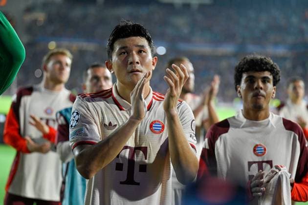 disappointment among the players after the end of the match, Min jae Kim 3 FC Bayern Muenchen , FC Barcelona vs FC Bayern Muenchen, Champions League, Football, Matchday 3, 23 10 2024 Barcelona Catalonia Spain Copyright: xkolbert-press FelipexMondinox