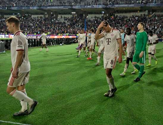23 10 2024, Football UEFA Champions League 2024 2025, Matchday 3, FC Barcelona FC Bayern Munich, at Estadi Olimpic Lluis Companys Barcelona v l Joshua Kimmich FC Bayern Munich , Leon Goretzka FC Bayern Munich and goalkeeper Manuel Neuer FC Bayern Munich are disappointed DFL and DFB regulations prohibit any use of photographs as image sequences and or quasi video