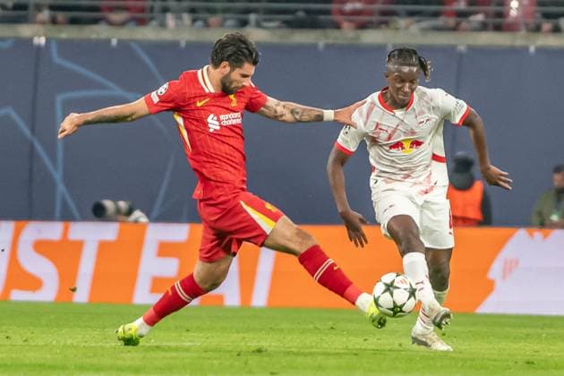 Leipzig, Germany 23 October 2024 Champions League 2024 2025 RB Leipzig vs Liverpool FC In the picture from left in the duel Dominik Szoboszlai Liverpool and Amadou Haidara Leipzig Copyright: xFotostandx xNachtigallx