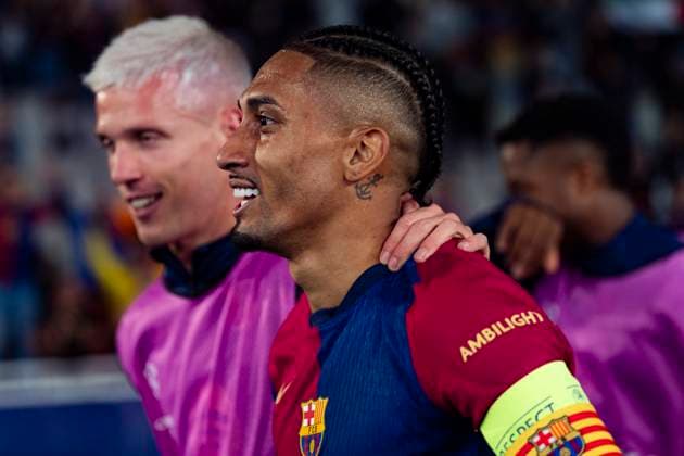23 10 2024, xslx, Football UEFA Champions League, FC Barcelona FC Bayern Munich emspor, v l Raphina FC Barcelona DFL DFB REGULATIONS PROHIBIT ANY USE OF PHOTOGRAPHS as IMAGE SEQUENCES and or QUASI VIDEO Barcelona