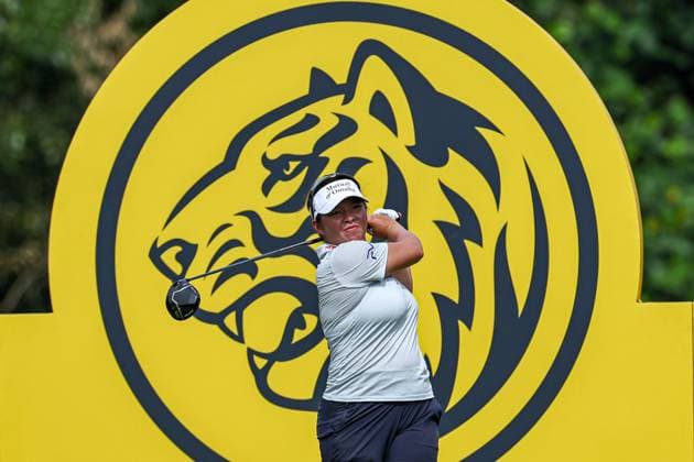 KUALA LUMPUR, - OCTOBER 24: Megan Khang of United States of America play a shot during the first round of the 2024 LPGA, Golf Damen Maybank Championship held at Kuala Lumpur Golf and Country Club in Kuala Lumpur, Malaysia. (Photo by Hazrin Yeob Men Shah Icon Sportswire) GOLF: OCT 24 LPGA Maybank Championship EDITORIAL USE ONLY Icon3782410242717
