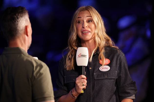 TENNIS - ATP, Tennis Herren Erste Bank Open VIENNA,AUSTRIA,24.OCT.24 - TENNIS - ATP World Tour, Erste Bank Open. Image shows co-presenter Barbara Schett-Eagle (Servus TV).  GEPAxpictures xWalterxLuger