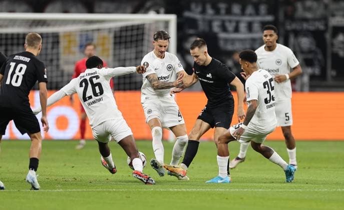 24 10 2024, Football UEFA Europa League, Eintracht Frankfurt FC Riga FS RFS, emonline, emspor, v l , Junior Dina Ebimbe Eintracht Frankfurt , Robin Koch Eintracht Frankfurt , Janus Ikaunieks FK RFS , Tuta Lucas Silva Melo Eintracht Frankfurt DFL DFB REGULATIONS PROHIBIT ANY USE OF PHOTOGRAPHS AS IMAGE SEQUENCES AND OR QUASI VIDEO xdcx Copyright: HMBxMedia