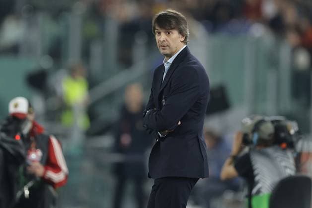 UEFA Europa League phase match day3 AS Roma vs Dynamo Kyiv Dynamo Kyiv s Ukrainian coach Oleksandr Shovkovskyi looks during UEFA Europa League phase match day 3 between AS Roma vs Dynamo Kyiv at Olimpico stadium on October 24, 2024 in Rome, Italy. ABPH9092 Copyright: xAntonioxBalascox