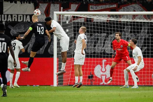 Ziga Lipuscek Rigas Futbola Skola, 43 and Aurele Amenda Eintracht Frankfurt, 05 in header duel , Soccer, UEFA Europa League, Matchday 3, 2024 2025, Eintracht Frankfurt vs Rigas Futbola Skola, 24 10 2024, Frankfurt Stadion, Frankfurt am Main, Germany Frankfurt am Main Frankfurt Stadion Hessen Germany Copyright: xGrantxHubbsx
