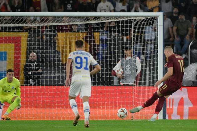 CALCIO - UEFA Europa League - AS Roma vs FC Dynamo Kyiv Romaâ??s Artem Dovbyk goal 1-0 during the UEFA Europa League 2024-2025 football match between AS Roma and FC Dynamo Kyiv at the Olympic Stadium in Rome on October 24, 2024. Rome Italy  Copyright: xIPAxSport ABACAx