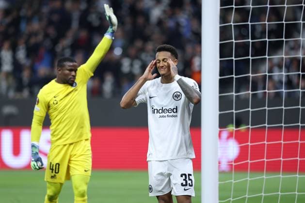 Eintracht Frankfurt FC Rigas FS, UEFA Europa League Lucas Silva Melo, Tuta Eintracht Frankfurt, 35 after the offside goal left goalkeeper Fabrice Ondoa Riga, 40 match of the league phase of the UEFA Europa League between Eintracht Frankfurt and FC Rigas FS on October 24, 2024 at Deutsche Bank Park in Frankfurt am Main , Frankfurt am Main Hessen Germany Deutsche Bank Park