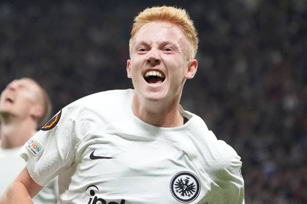 celebrate the goal, goal celebration for 1 0 Hugo Larsson Eintracht Frankfurt, 16 Frankfurt 24 10 2024 Eintracht Frankfurt va Riga FS, Deutsche Bank Park, UEFA Europa League