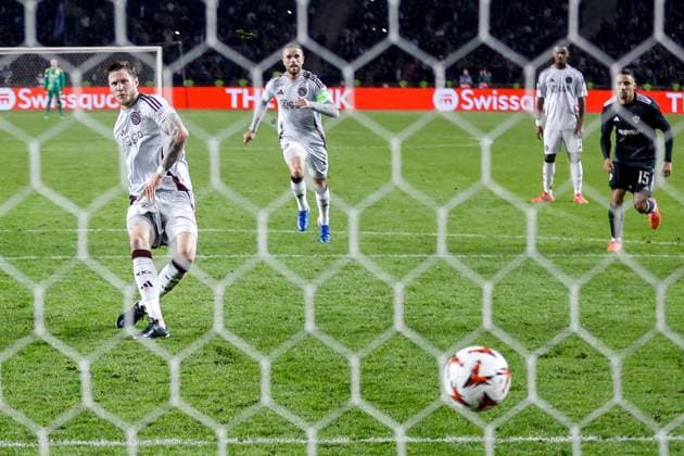 BAKOE, 24-10-2024, Tofiq Bahramov Stadium , season 2024 2025 , Europa League match between FK Qarabag and Ajax . Ajax player Wout Weghorst scores the 0-2 by penalty Qarabag - Ajax  x26553357x Copyright: