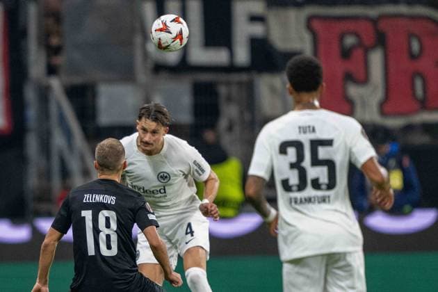Dimitrijs Zelenkovs Rigas FS Robin Koch Eintracht Frankfurt at header, UEFA Europa League 2024 25 League Phase MD3, Eintracht Frankfurt v FC RFS, Deutsche Bank Park, 24 10 2024, Frankfurt am Main, Germany not used in POL SRB CRO FRA GBR NED ITA USA Defodi 747 WD2 9512 Defodi-747 not used in POL SRB CRO FRA GBR NED ITA USA