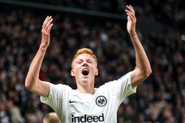 Hugo Larsson Eintracht Frankfurt, 16 celebrates the goal for 1 0, GER, Eintracht Frankfurt vs Rigas FS, Football, UEFA Europa League, Matchday 3, Season 2024 25, 24 10 2024 GER, Eintracht Frankfurt vs Rigas FS, Football, UEFA Europa League, Matchday 3, Season 2024 25, 24 10 2024 Frankfurt Copyright: xEibner-Pressefoto FlorianxWieganx EP_FWD
