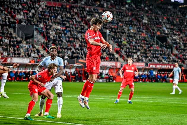 FC Twente midfielder Youri Regeer, during the match Twente Lazio at the Grolsch Veste for the UEFA Europa League League phase Matchday 3 season 2024 2025 in ENSCHEDE, Netherlands on 24 oktober 2024, photo by Stefan Koops EYE4images DeFodi Images not used in POL SRB CRO FRA GBR NED ITA USA Defodi 746 196775 Defodi-746 not used in POL SRB CRO FRA GBR NED ITA USA