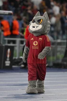 24th October 2024, Stadio Olimpico, Rome, Italy; UEFA Europa League Football; Roma versus Dynamo Kyiv; Romolo, mascot of Roma  ActionPlus12706840 AllShotLive